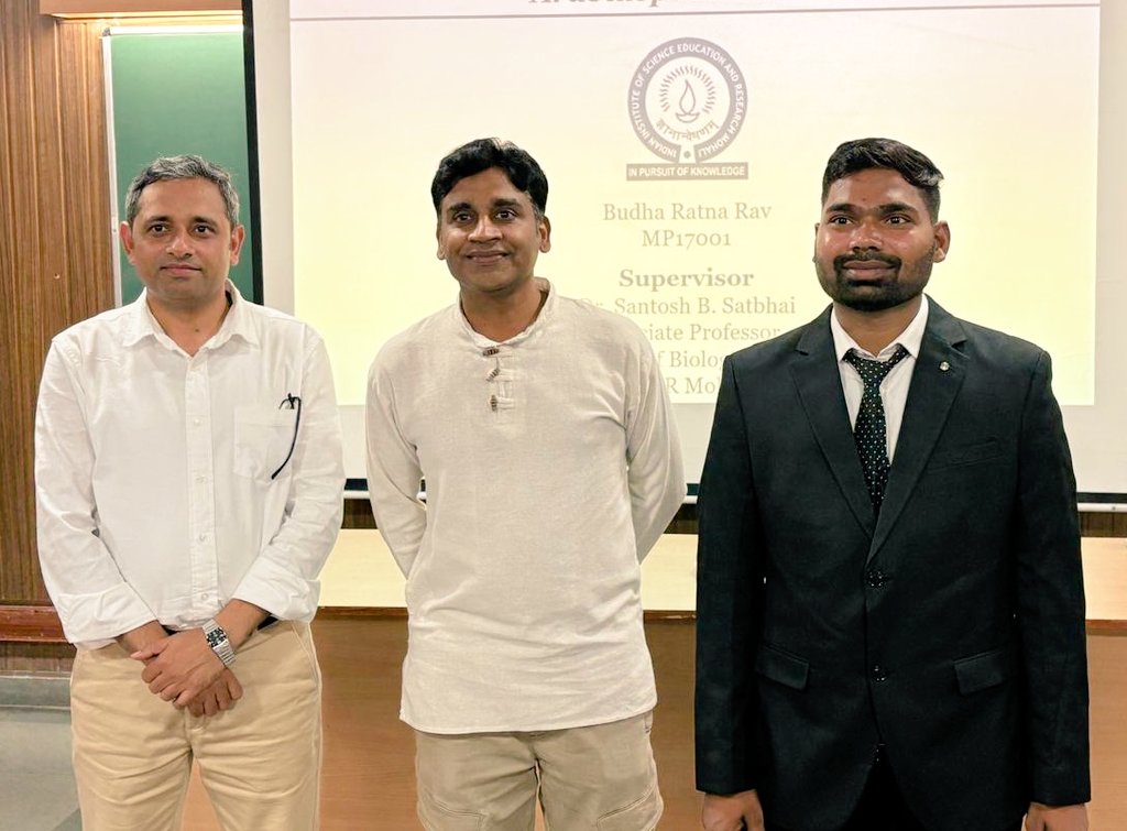 SBS Lab (@sbslab_iiserm) on Twitter photo Congratulations to <a href="/rav_budha/">BUDHA RATNA RAV</a> for defending his PhD.
Dr. Budha Ratna Rav now on! 🎉🎉 Wish you great success ahead 🙌🏻
Cheers to <a href="/santosh7bhai/">Santosh Satbhai</a> for another Phd from the lab. Congratulations to <a href="/rav_budha/">BUDHA RATNA RAV</a> for defending his PhD.
Dr. Budha Ratna Rav now on! 🎉🎉 Wish you great success ahead 🙌🏻
Cheers to <a href="/santosh7bhai/">Santosh Satbhai</a> for another Phd from the lab.