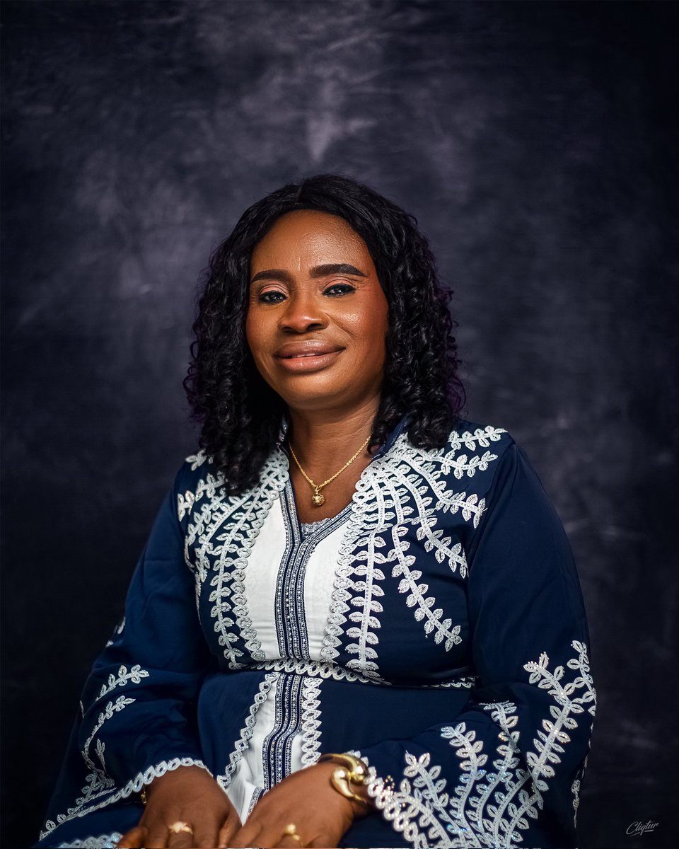 60th Birthday Photoshoot
Made with ❤️ by <a href="/CliqTur/">Cliq.tur</a>

Went dark theme with this one, you weeee Loveeet😁

#birthdayshoot #photoshoot #photooftheday #happybirthday #photographer #portraitphotography #portrait #makeupartist #birthdayphotoshoot #beauty #lagosphotographer