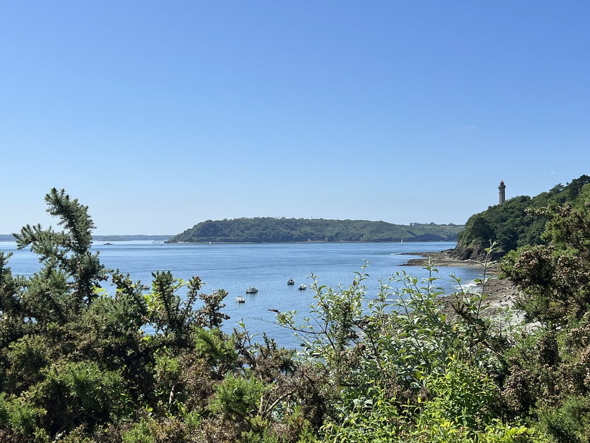 Quelle chouette après midi ce vendredi en rade de Brest près de Maison Blanche ☀️