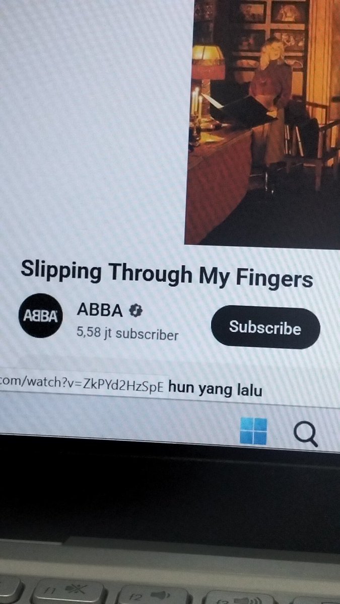 cabscino's tweet image. Dua tiga tahu
Gapernah ga sedih kalau denger ni lagu, huhu :(