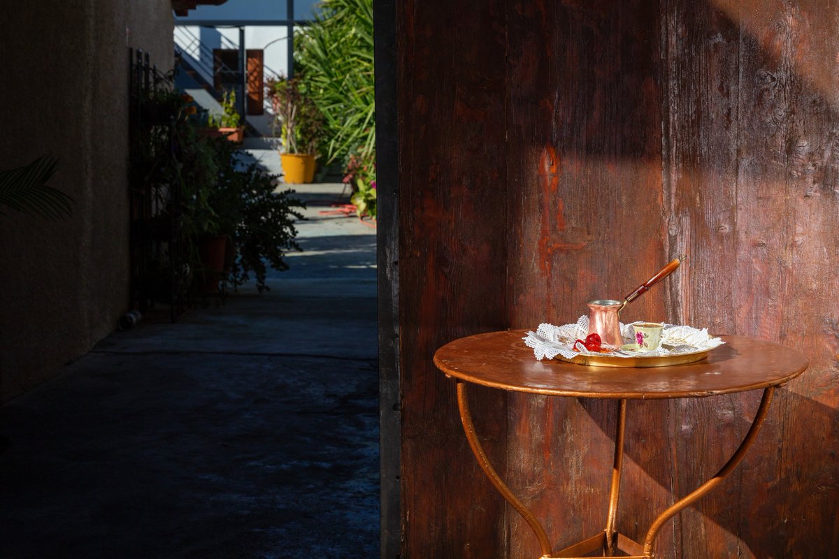 In Greece, offering glyko tou koutaliou (spoon sweet) is a cherished gesture of hospitality. Made with fruits or nuts preserved in syrup, it’s a simple yet meaningful treat that reflects the heart of Greek tradition and the joy of sharing.

🍒visitgreece.gr/blog/travel-ti…

#VisitGreece