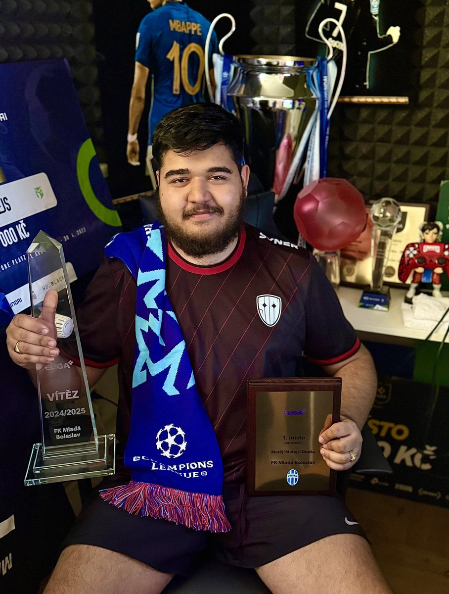 We finally have the trophy at home. CZECH e:Liga 🏆