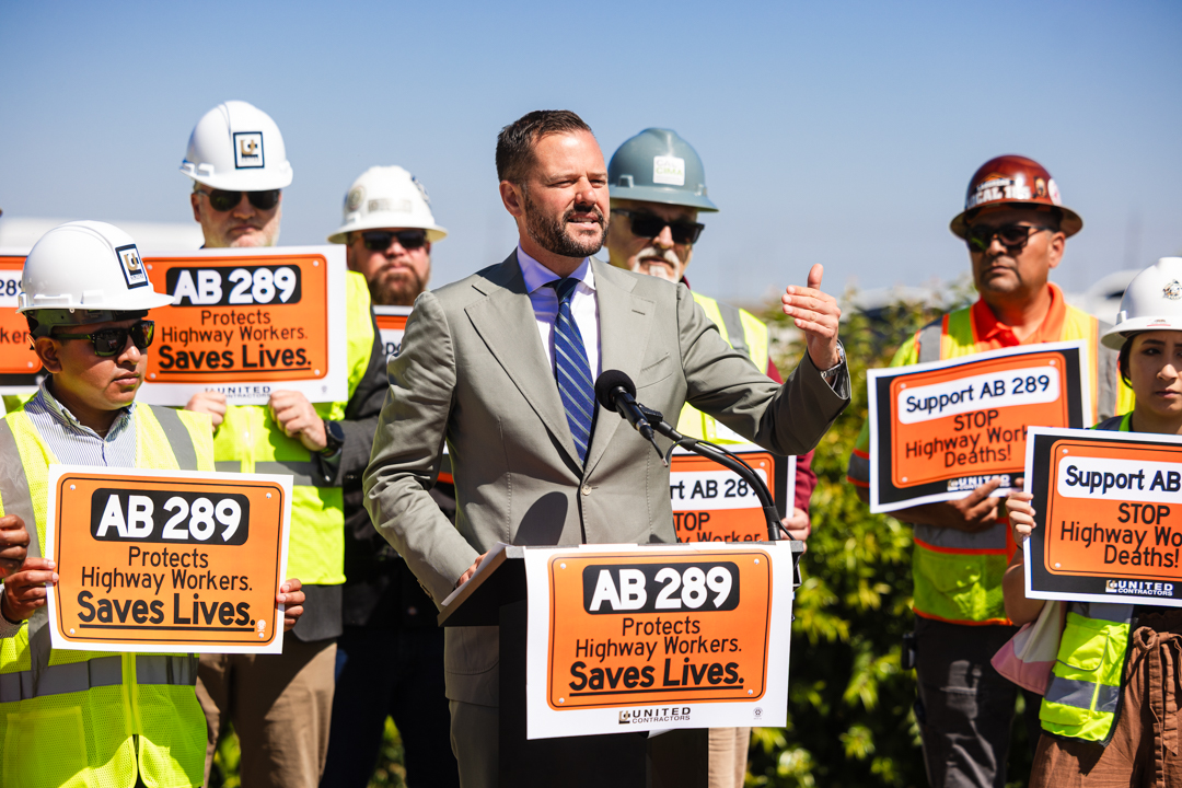 CaAlliance4Jobs's tweet photo. We’re proud to stand with our labor and industry partners in support of #AB289, which will protect construction crews by slowing drivers down in active work zones. We urge the #CALeg to enact this crucial legislation to protect the people #RebuildingCA. https://t.co/Ehr174pDVS