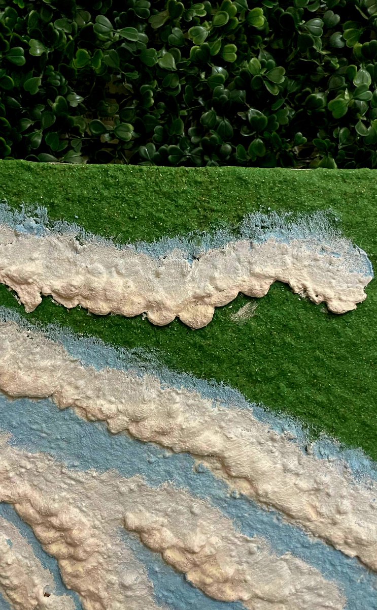 Wave Trails &amp; Whispering Winds 🌿

The ocean doesn’t speak — it flows. This piece echoes its voice in swirls and texture.