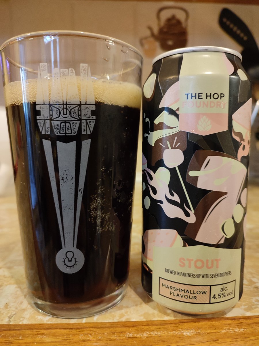 admars32's tweet photo. The Hop Foundry Marshmallow Stout 4.5% (Aldi collab with @SEVENBRO7HERS ) – it’s an ok stout, slight marshmallow aftertaste, not as sweet as some marshmallow stouts, slightly carbonated https://t.co/rltPNmMibj