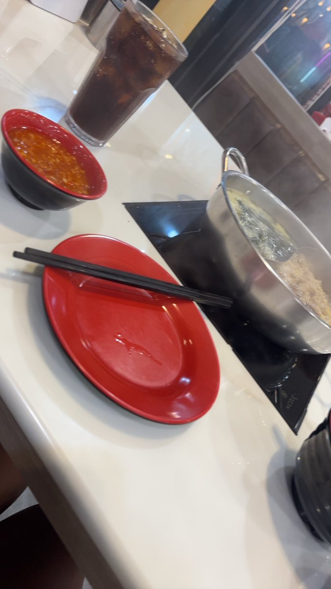 คนเดียวตลอดกาล ไม่ต้องมีใครก็ทำเองได้
กินคนเดียวได้  ไม่ได้เดือดร้อนใคร
#บางพลี #บางพลีใหญ่