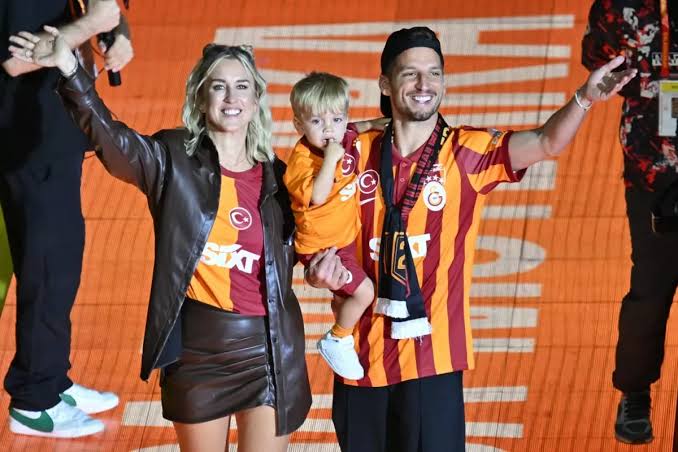 Dries Mertens'in golünü Kat Kerkhofs anons etti...