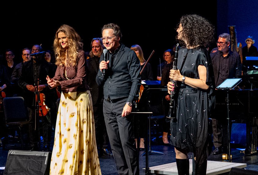 Last night’s performance of the <a href="/pacificjazzorch/">Pacific Jazz Orchestra®</a> feat. Anat Cohen &amp; Tierney Sutton at <a href="/TheWallisBH/">The Wallis</a> was phenomenal!