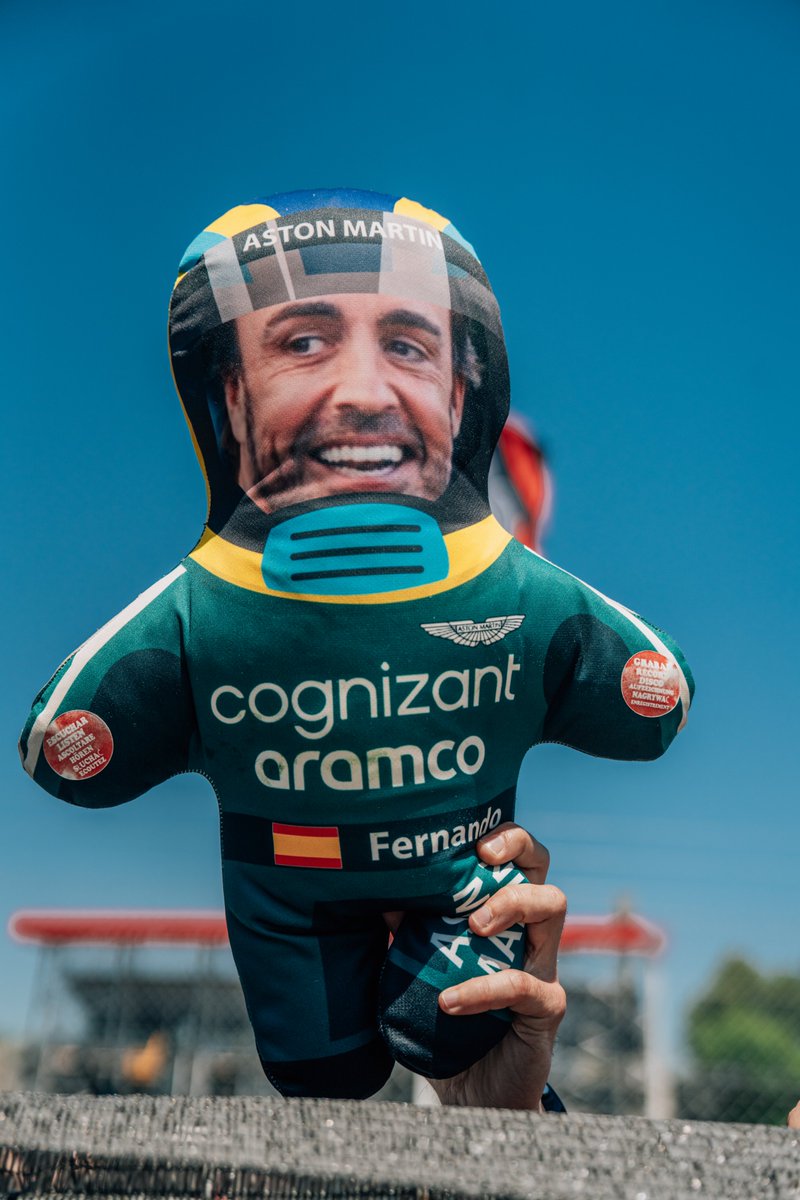 AstonMartinF1's tweet photo. Fanzone finds. 🔎

Your passion and creativity always shines through!

#SpanishGP https://t.co/LjXrUlo3CF
