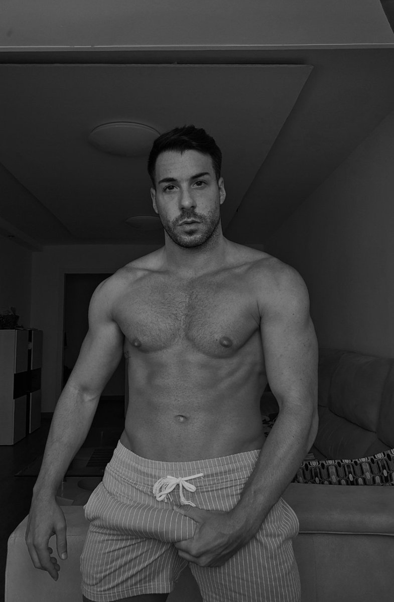 Buen fin de semana a todos🔥
unlockt.me/v/b4f2b7d61b