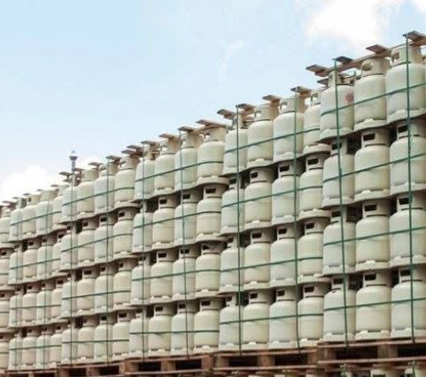 ABRAGS2's tweet image. 08- Importante frisar que, não estamos pleiteando envase fracionado para postos de combustíveis como a escola do sistema tem divulgado de forma mentirosa em seus podcasts jogando revendedores de boa-fé, contra os demais que defendem os pleitos do segmento! Nosso pleito é a…