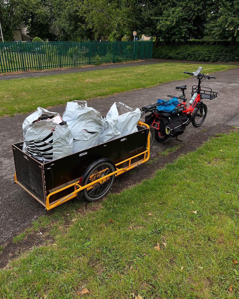 ReachOuttoCommunity (@reachout_com) on Twitter photo Huge thank you to our good friends <a href="/EmmelinesNew/">Emmeline's Pantry New</a> for a bumper week of donations 🤭 for our Reach Out to the Community Charity Shop In #Chorlton
Thank you also to <a href="/Chorltonbike/">Chorlton Bike Deliveries</a> for picking up and dropping off the xxlarge bags to our shop 💪🏼 Huge thank you to our good friends <a href="/EmmelinesNew/">Emmeline's Pantry New</a> for a bumper week of donations 🤭 for our Reach Out to the Community Charity Shop In #Chorlton
Thank you also to <a href="/Chorltonbike/">Chorlton Bike Deliveries</a> for picking up and dropping off the xxlarge bags to our shop 💪🏼