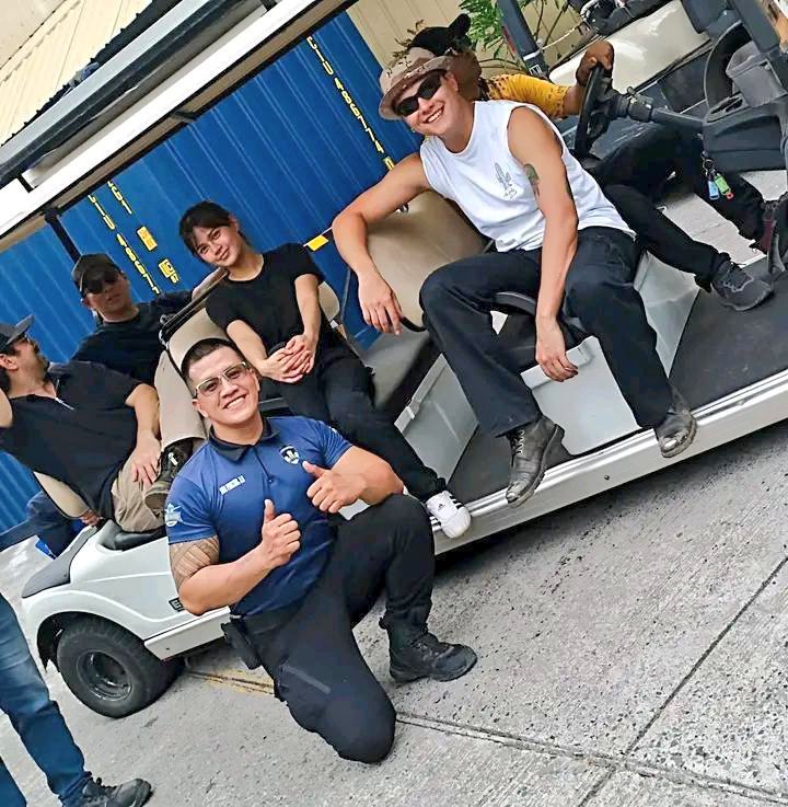 DJFPchildSmileOFC tweet media