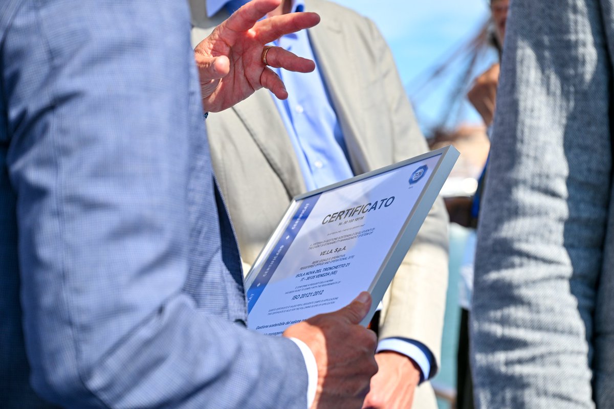 🎯 Anche la 6ª edizione del #SaloneNauticoVenezia è certificata ISO 20121:2012 per la gestione sostenibile dell’evento.

🩵Un impegno costante per i principi ESG, presenti fin dal 2019. 🌱⚓