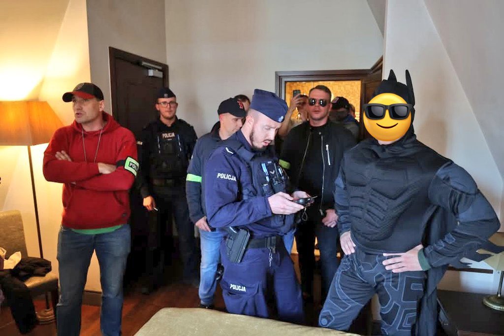 Apdejt. Policja zaaresztowała Batmana 👀