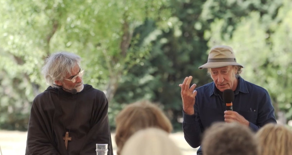 Philippe2244's tweet image. Mon dialogue avec Père Martin, évêque de l'église orthodoxe, samedi dernier le 26 mai au pied de la Sainte-Victoire près d'Aix-en-Provence (plus d'infos sous la vidéo en commentaire).
youtube.com/watch?v=NhWETA…