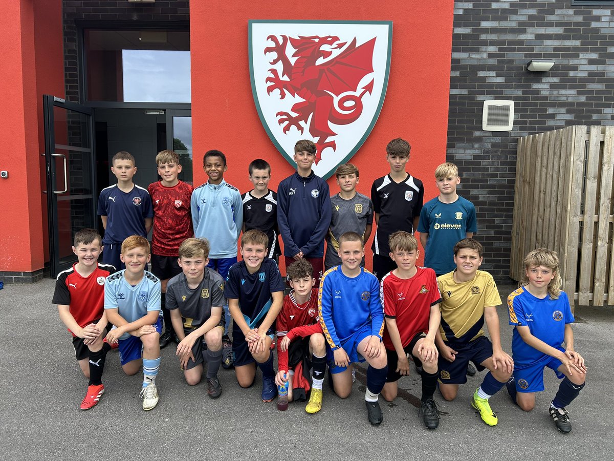 A great two days FA North National camp for our 2011 and 2012 born players. In fact it’s the last camp for our 2011 born boys and we wish them every success for the future and thank them for the two years they have spent attending the workshops. Well done lads.