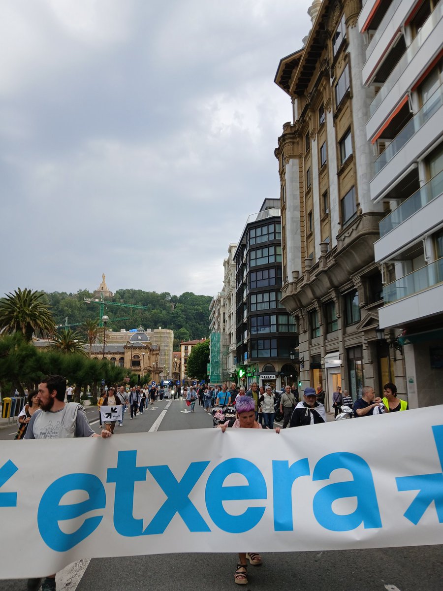 #behinbetiko #etxera 

Donostiatik pausoz pauso
Puzzlea ere osatu dugu!