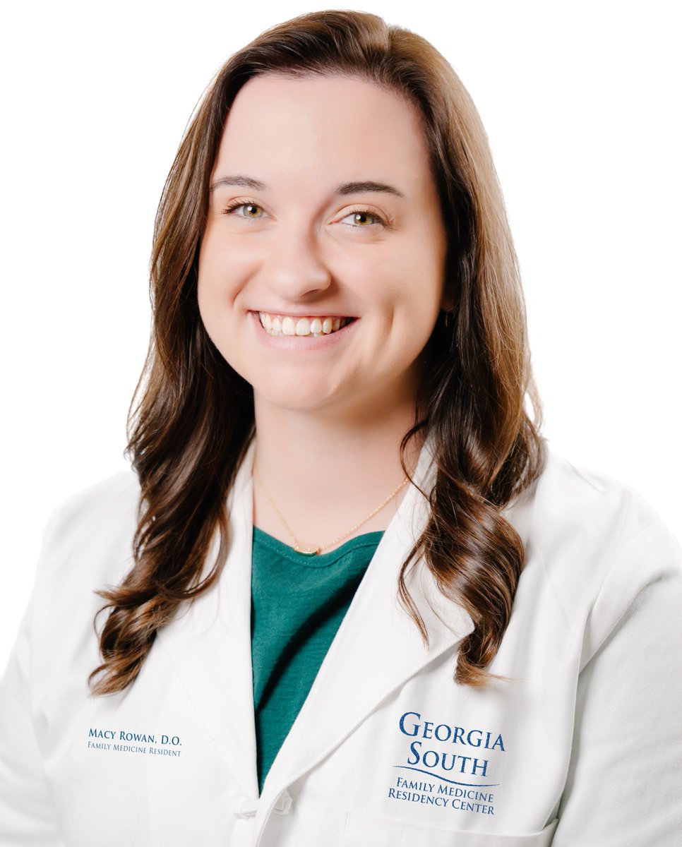Meet PGY-1 resident Dr. Macy Rowan, a South Georgia native passionate about rural healthcare! With a passion for full-spectrum care, she’s especially drawn to family medicine’s focus on chronic disease management, preventative care, and long-term patient relationships.