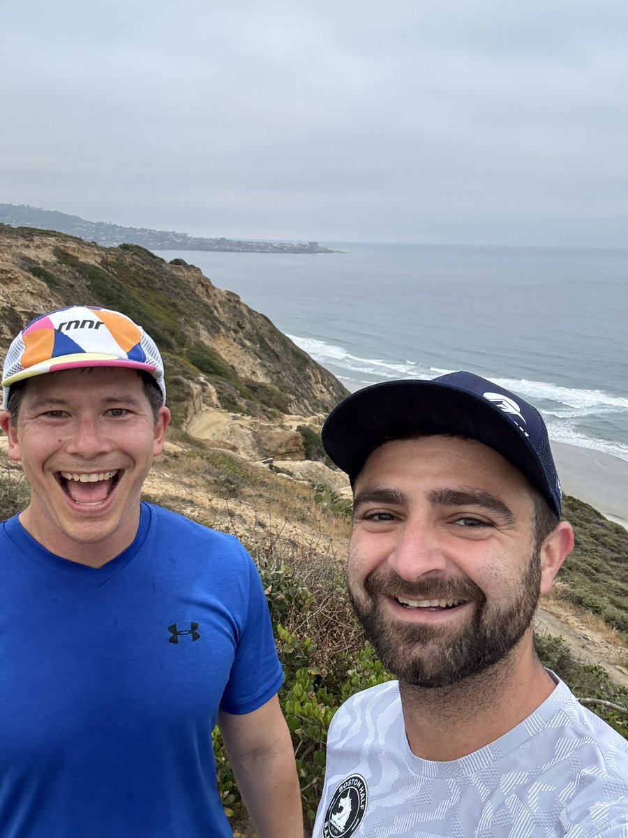 Annual <a href="/EngleLab/">Engle Lab</a> pre meet coastal run!
