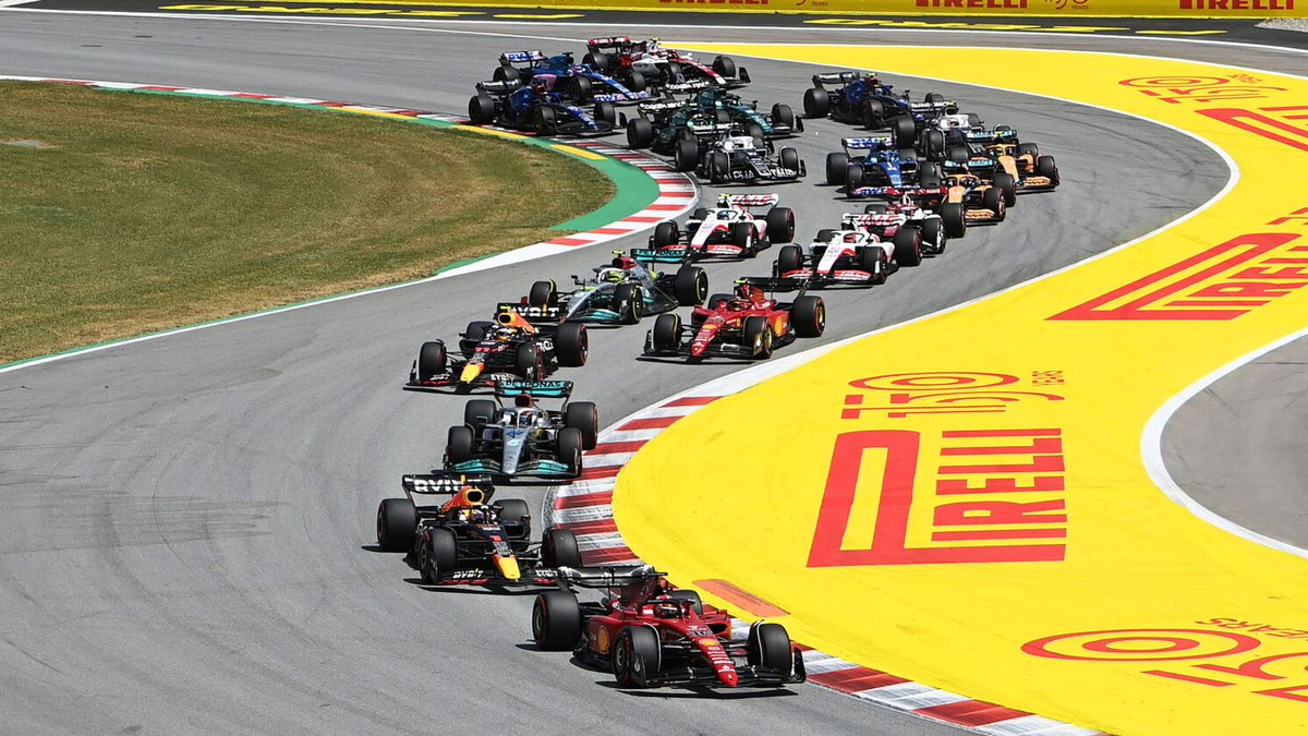 f1_insides's tweet photo. Spanish GP at Circuit de Barcelona-Catalunya #F1 #SpanishGP
1/10: Circuit Overview
4.657 km track in Montmeló, Spain, w/ 14 corners. Mix of hi-/lo-speed turns tests aero &amp; tire mgmt. 1,047m pit straight. Built '91, fan-fav for flow &amp; sunny vibes. https://t.co/n0rGrZCDES
