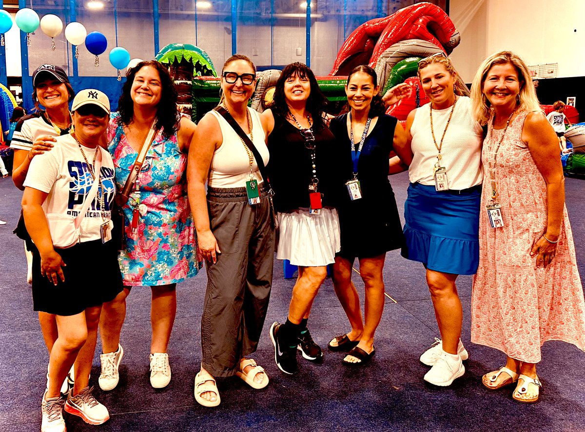 I will deeply miss this crew and my other teaching friends at AHS. It has been an absolute honor to be team lead for this amazing second grade group. My heart is full(and tired, but a good tired).😉❤️
#secondgradepeeps
#spiritdayfun
#3moredays