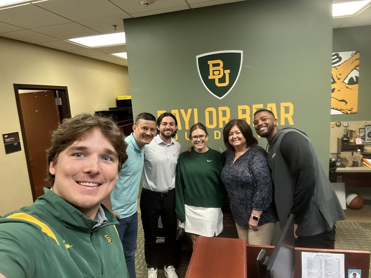 Bear Foundation (@bearfoundation) on Twitter photo End of an era 🥹
Thanks for everything over your 25 years with <a href="/BaylorAthletics/">Baylor Athletics</a>, Cheryl! Happy retirement 💚💛
#SicEm End of an era 🥹
Thanks for everything over your 25 years with <a href="/BaylorAthletics/">Baylor Athletics</a>, Cheryl! Happy retirement 💚💛
#SicEm