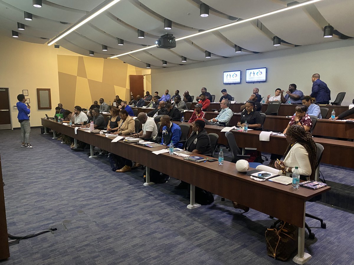 MTTyeskie1's tweet photo. 2025 TABSE Aspiring Head Coaches Summit Dallas Area was a success!! All speakers and panelist were dynamic! Hope our attendees increased their toolbox! We will definitely be back soon and it will be bigger and better!! S/O to @dallasathletics coaches for representing! https://t.co/itbbZKRONc