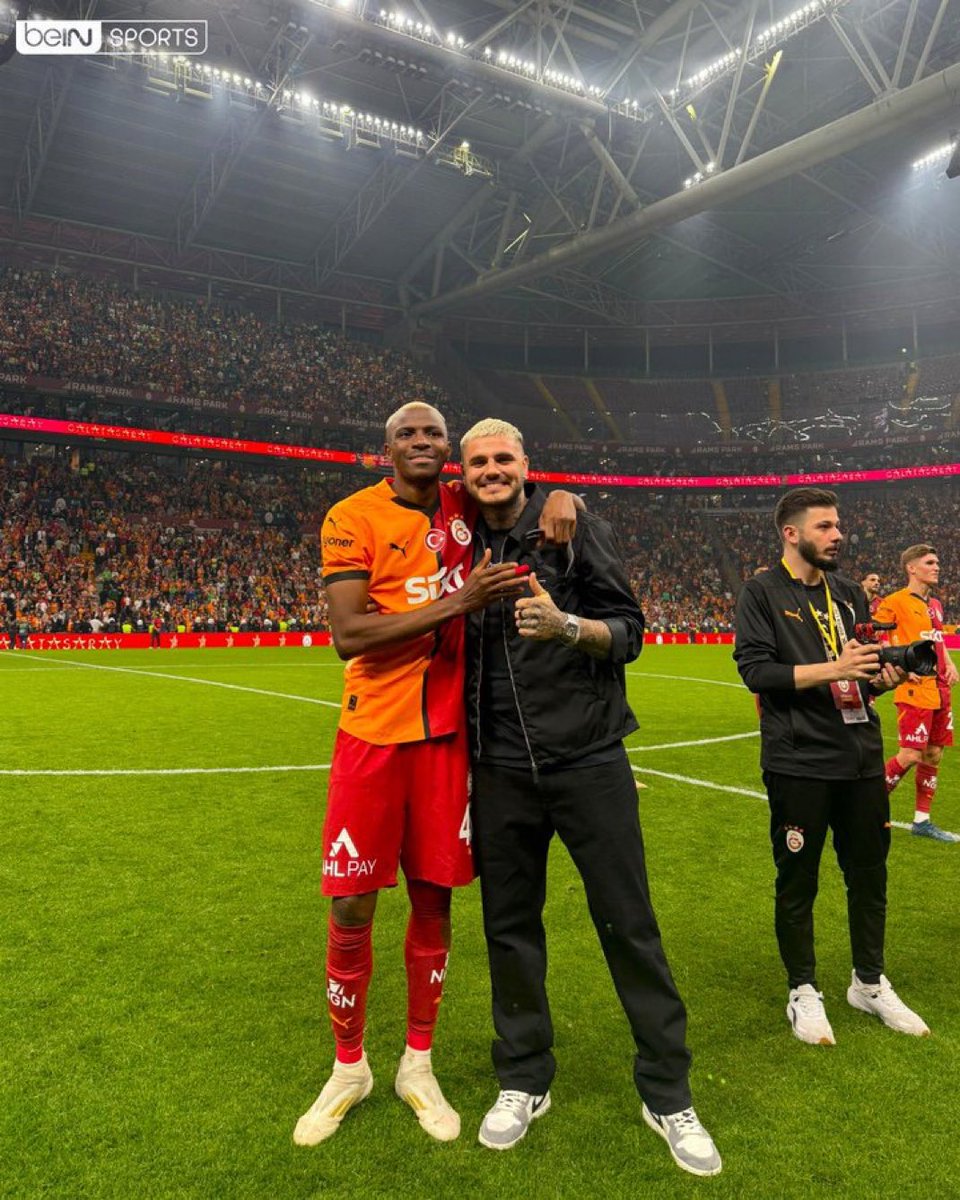 OneJoblessBoy's tweet photo. Osimhen, Icardi. https://t.co/CO9bZuhLtS