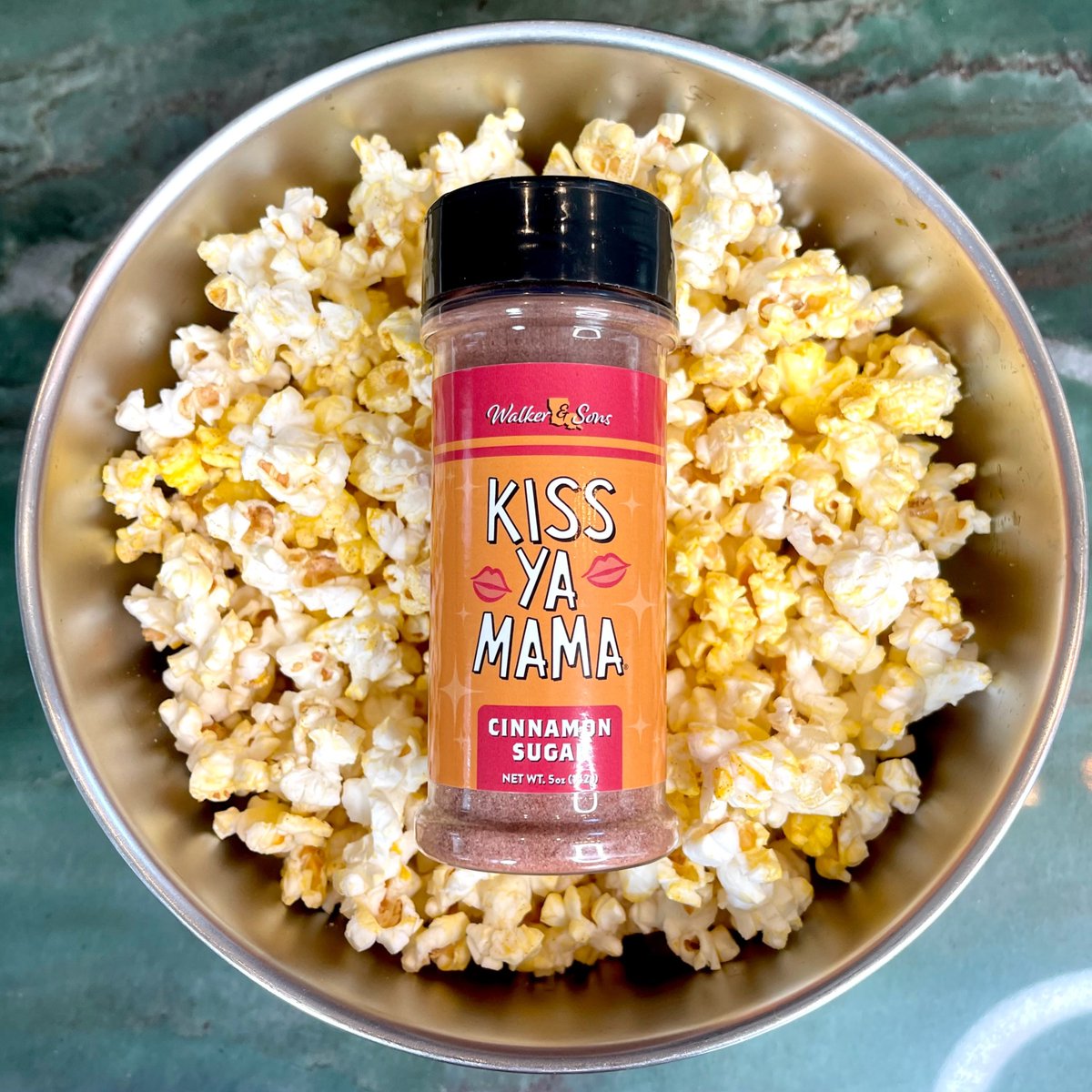 kissyamama's tweet image. Cinnamon sugar popcorn is the snack you didn’t know you needed. Sweet, crunchy, and impossible to share. 😉💋
#SweetSnack #CinnamonSugarPopcorn #SnackGoals
