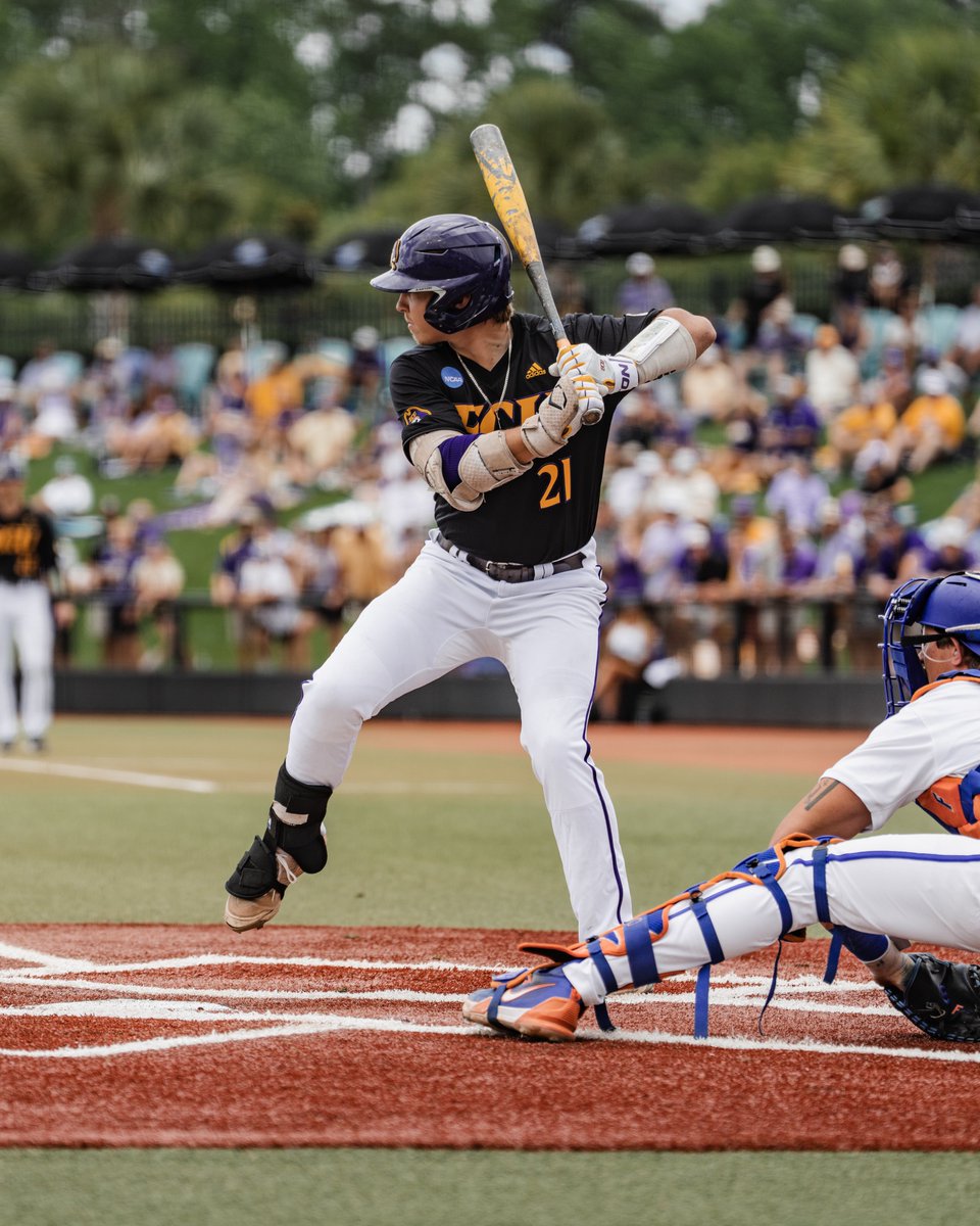 ECUBaseball's tweet photo. .@2024Irby had a day‼️

4 for 5 today with 3 RBI’s and a home run! https://t.co/R6VuERTYYH