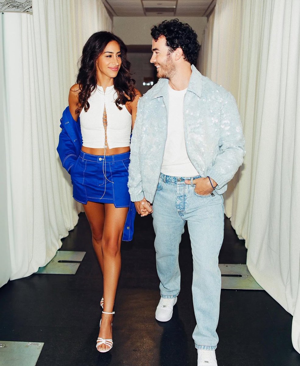 originjonas's tweet photo. Date night https://t.co/SznTfx06Xm