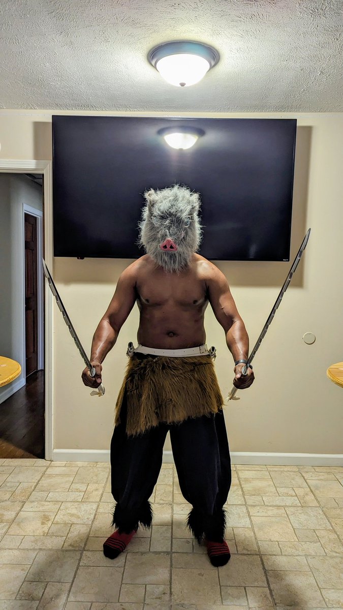 somecosplayguy's tweet photo. Cosplay as inosuke https://t.co/Cg6zVHyxRr