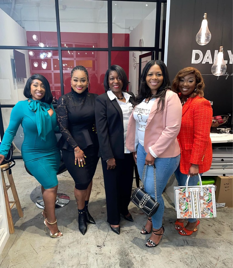 conquerwithdeb's tweet image. When your circle is consistent, executing on ideas and winning...