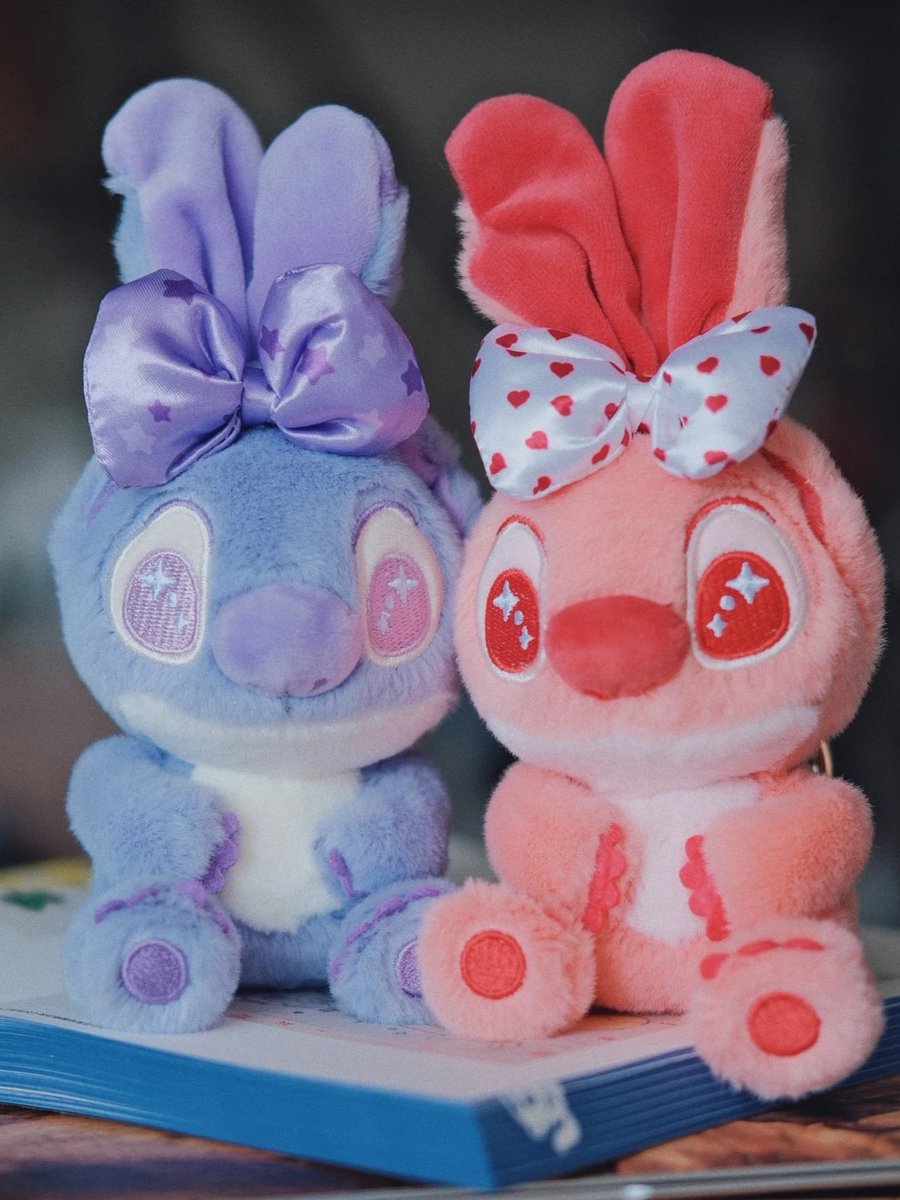 PinyaPu's tweet photo. Stitch Cosbi Plush Keychain Blind Box 🤍📦 พวงกุญแจน่องสติช สีสีนละมุนมากแม่ น่ารักมั๊กก 

พิกัด shopee : https://t.co/gWpXIyFbOz

#Stitch #LiloandStitch #Disney #พวงกุญแจ https://t.co/1nURcm6a6g
