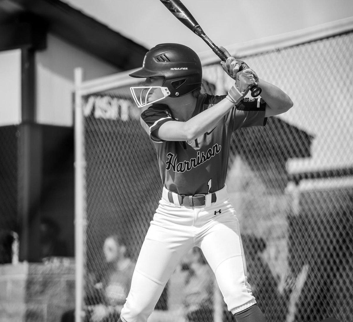 khloelegner1's tweet photo. Junior year ✔️ @HarrisonSoftbal ended 12-12 on the season. Always fun playing with great teammates. My stats: .431BA, .541OBP, 30R, 28H, 30SB. Awards: 1st Team all conference, Silver Bat Award, and Academic All Conference.  Now put in work  with @07Heartland to get better. 🥎🖤💚 https://t.co/k9b4hB6vMm