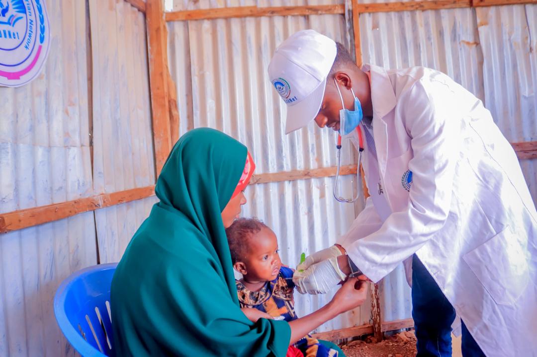 CODHNET's tweet image. Somalia’s CHWs are on the frontlines of the #NCD fight.
With @CoDHNet + MoH South West State, we’ve built a powerful training module to detect &amp;amp; prevent diseases like diabetes &amp;amp; hypertension.
It’s scalable, cost-effective &amp;amp; trusted.
Time to invest in CHWs. #WHA78 #HealthForAll