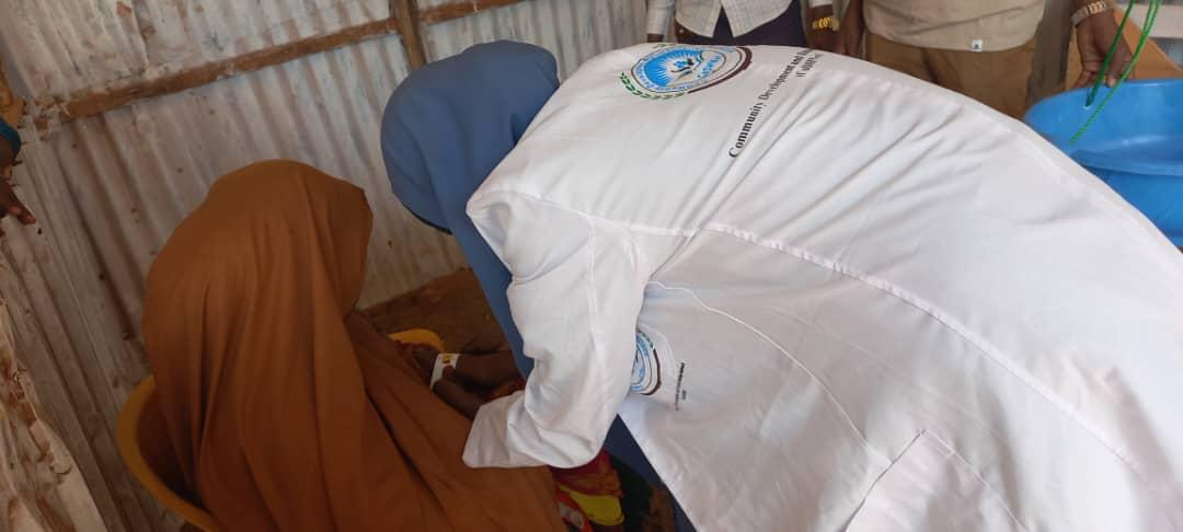 CODHNET's tweet image. Somalia’s CHWs are on the frontlines of the #NCD fight.
With @CoDHNet + MoH South West State, we’ve built a powerful training module to detect &amp;amp; prevent diseases like diabetes &amp;amp; hypertension.
It’s scalable, cost-effective &amp;amp; trusted.
Time to invest in CHWs. #WHA78 #HealthForAll