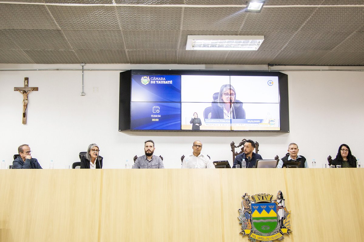 camarataubate's tweet image. #IPMT, #Unitau e fundações universitárias prestaram contas de #metasfiscais do primeiro quadrimestre em audiência no dia 30.
➡ Saiba mais no site - bit.ly/4dFQtZx