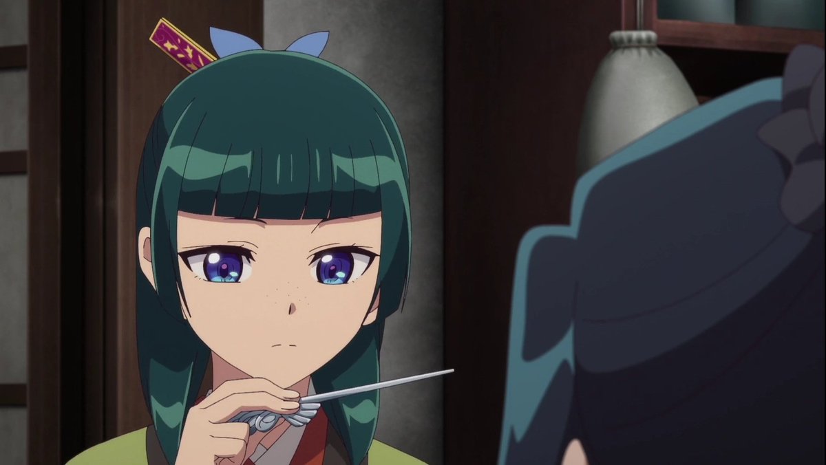 of all the memories she has, maomao had to think of the way jinshi looked at her in these two scenes, i'm getting used to see maomao yearning