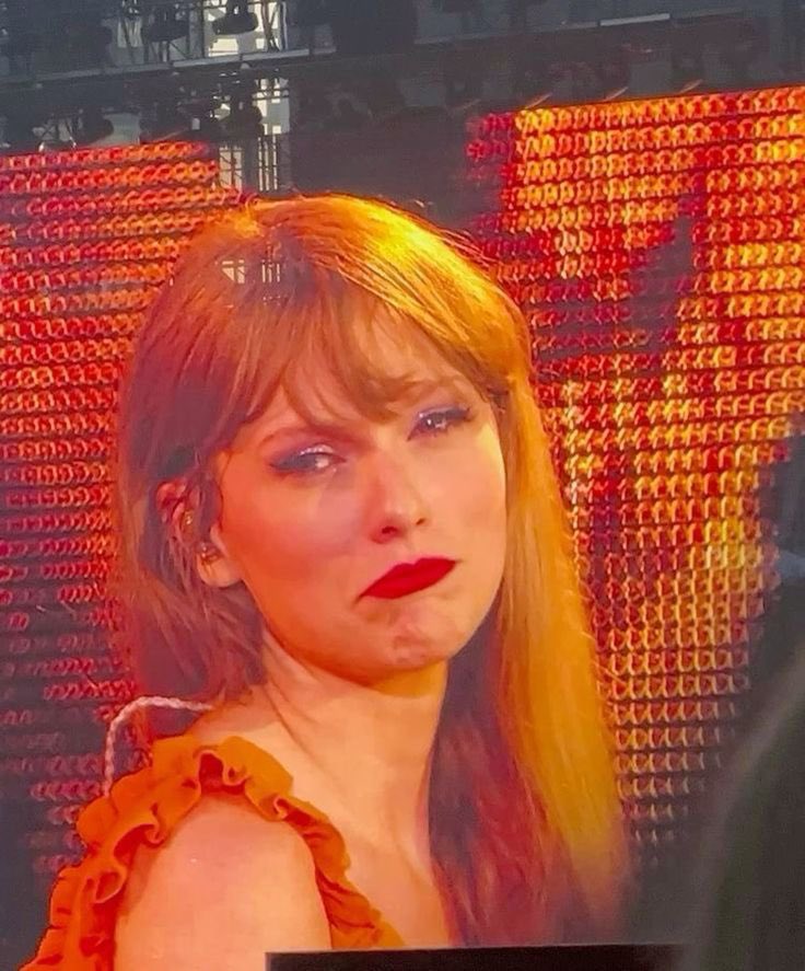 shimmeringtay13's tweet image. “All of the music I’ve ever made… now belongs… to me” 🥺