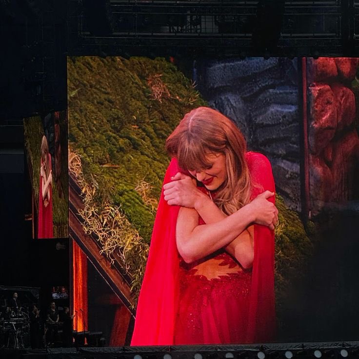 shimmeringtay13's tweet image. “All of the music I’ve ever made… now belongs… to me” 🥺