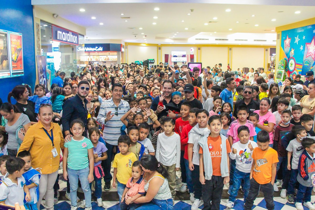 Alcaldía de Daule (@alcaldiadedaule) on Twitter photo ¡Celebramos el Día del Niño en #Daule con sonrisas y alegría! 👧👦
Estudiantes de la Escuela de Arte Municipal y otras instituciones disfrutaron de una película especial gracias a <a href="/supercines/">supercines</a> 🎬💛
Feliz Día del Niño!
#WilsonCañizaresAlcalde #DíaDelNiño #NiñezFeliz #ElNuevoDaule ¡Celebramos el Día del Niño en #Daule con sonrisas y alegría! 👧👦
Estudiantes de la Escuela de Arte Municipal y otras instituciones disfrutaron de una película especial gracias a <a href="/supercines/">supercines</a> 🎬💛
Feliz Día del Niño!
#WilsonCañizaresAlcalde #DíaDelNiño #NiñezFeliz #ElNuevoDaule