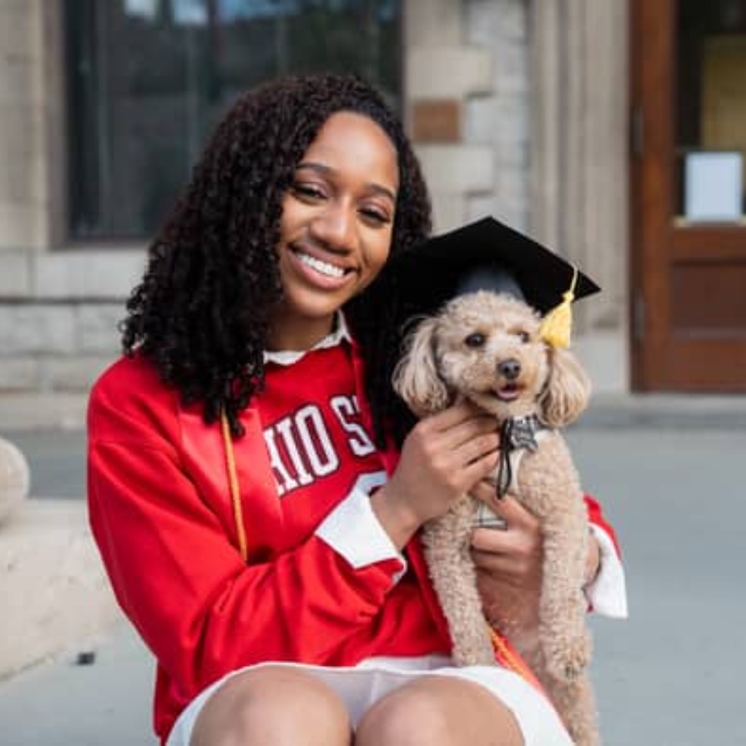 Rally_House's tweet photo. Grad pics ✔️ Party plans ✔️ The perfect college gear to celebrate? Find it at Rally House 🎉🎁
#GradSeason #CollegeGrad #PartyGear #CelebrateGraduation
Congratulations to @georgiacraytonn, @shannonpikee, @zeereneex, @taylor_.ward and shoutout for the pics! https://t.co/jQ8vO9K27i