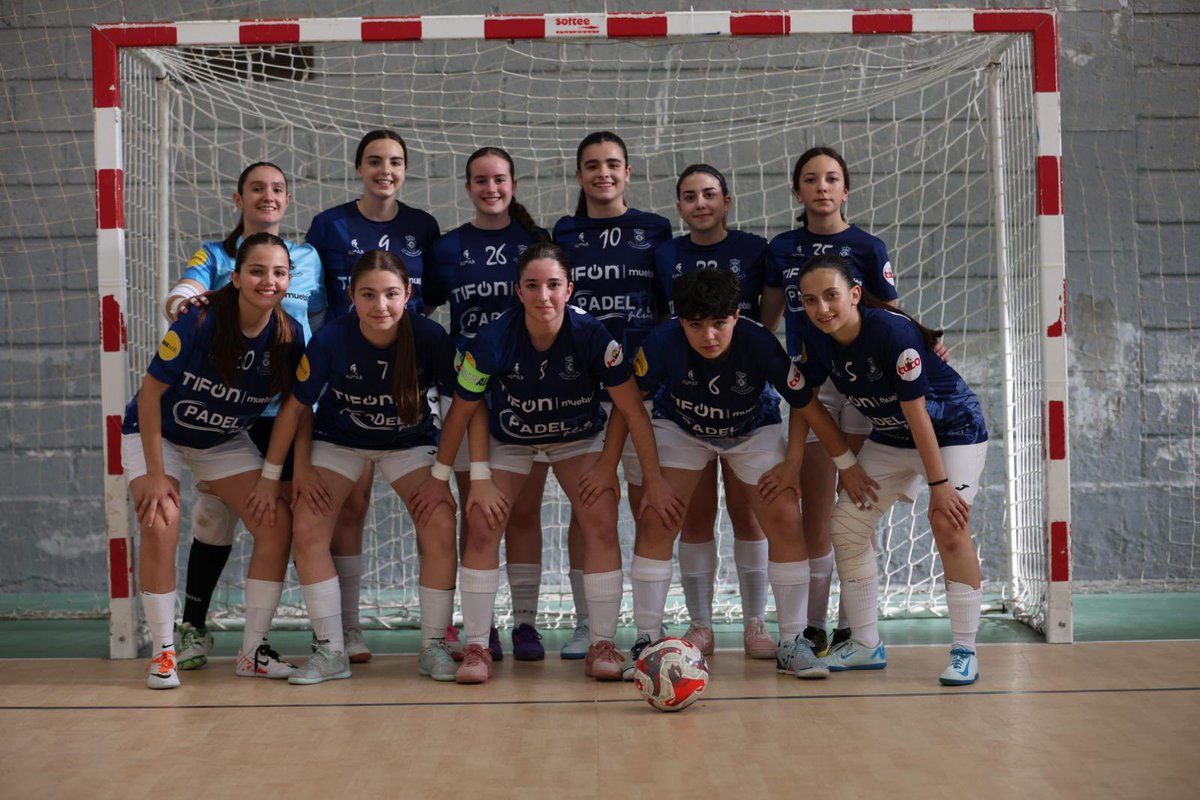 AlmagroFSFclub's tweet photo. 📍Final del partido: 0-6
Hoy no supimos levantarnos y se nos escapó, pero esto también nos hace más fuertes.
Orgullosos de vosotras siempre.
Queda un partido y toca disfrutarlo como sabemos. ¡Vamos equipo! 💪⚽

#CampeonatoDeEspaña #FutbolSalaCadete #SeguimosRojillas🔴 https://t.co/78Cngb8dsc