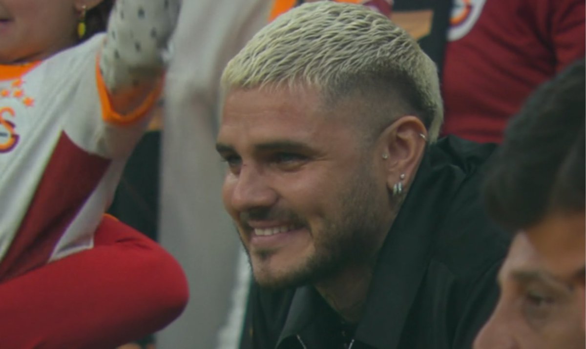 Muslera kenara gelirken Mauro Icardi ❤️