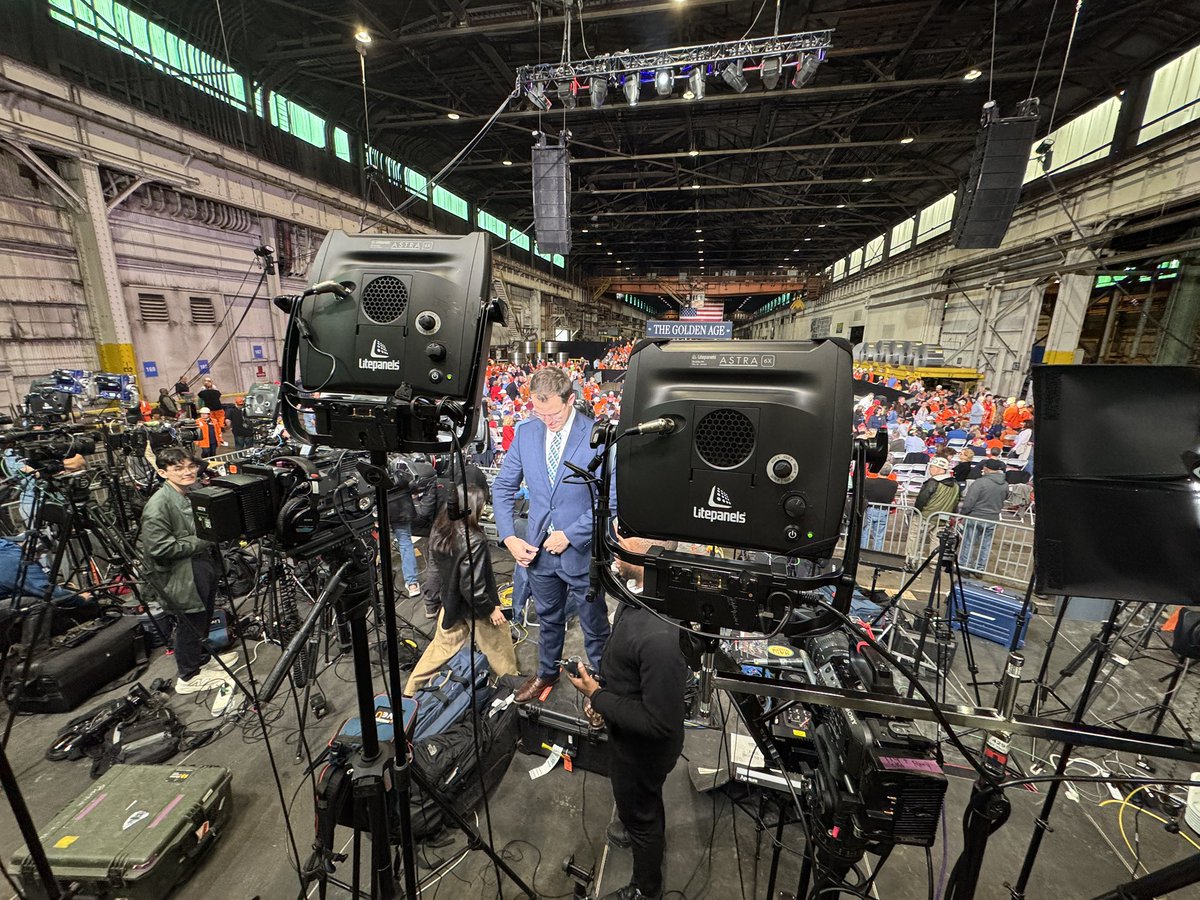 Enthusiastic steel workers are filling up the US Steel Irvin Works in West Mifflin in anticipation of President Trump’s visit to talk about the deal with Nippon Steel. We expect the President to arrive around 5pm. <a href="/KDKA/">KDKA</a>