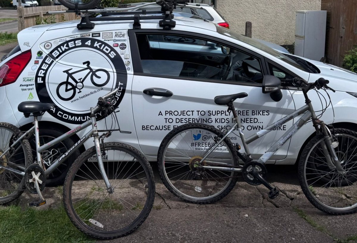 PuffaJones (@puffajones) on Twitter photo Thank you to <a href="/welsh_audaxer/">Welsh Audaxer</a> for yet another delivery of bikes collected from his local area!
Thank you to everyone who donated a bike too.
Amazing support from your community ❤️
#freebikes4kids #community #cycling #mtb #charity #KindnessMatters
#MentalHealthMatters Thank you to <a href="/welsh_audaxer/">Welsh Audaxer</a> for yet another delivery of bikes collected from his local area!
Thank you to everyone who donated a bike too.
Amazing support from your community ❤️
#freebikes4kids #community #cycling #mtb #charity #KindnessMatters
#MentalHealthMatters