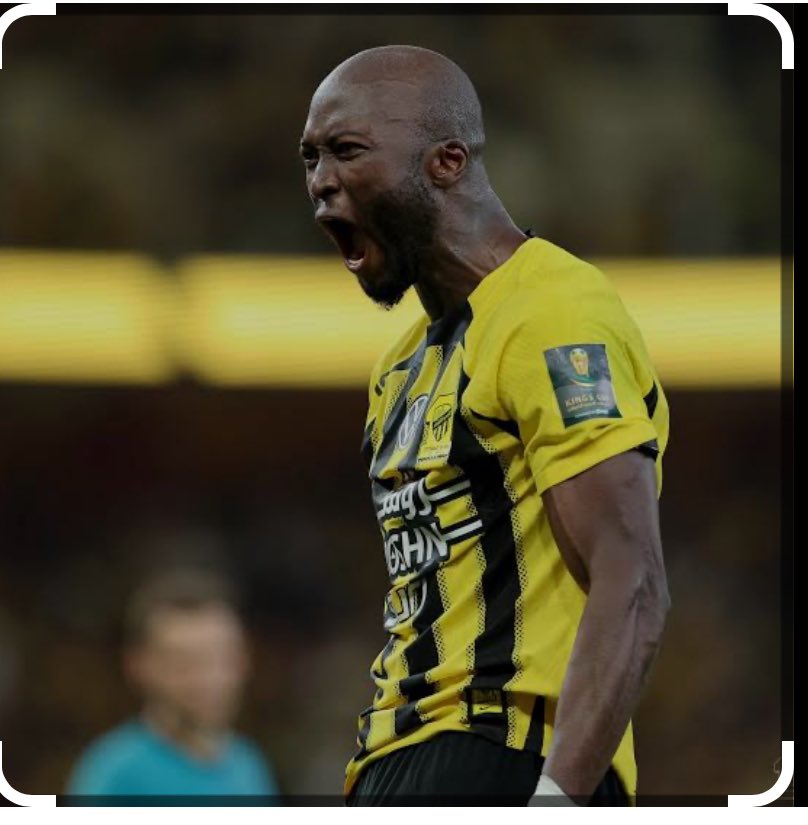 هوووو الي بداهااااا ،، وبأذن الله هو الي ينهيها🤲🏻

يارب يحسسسسسسمها دانلوووووو 🥺
 #نهائي_أغلى_الكؤوس