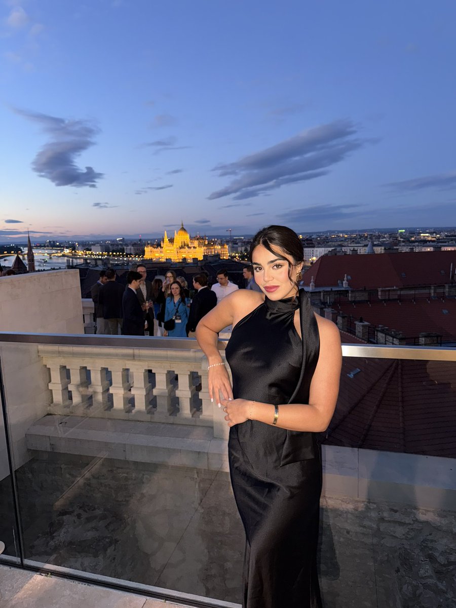 Maila Maria Rosa tweet media